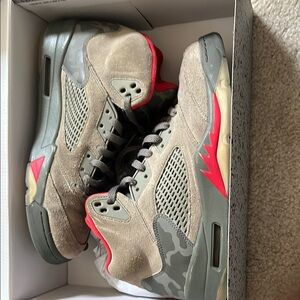 Air Jordan 5 Retro Sz 10 Great Condition Red Brown